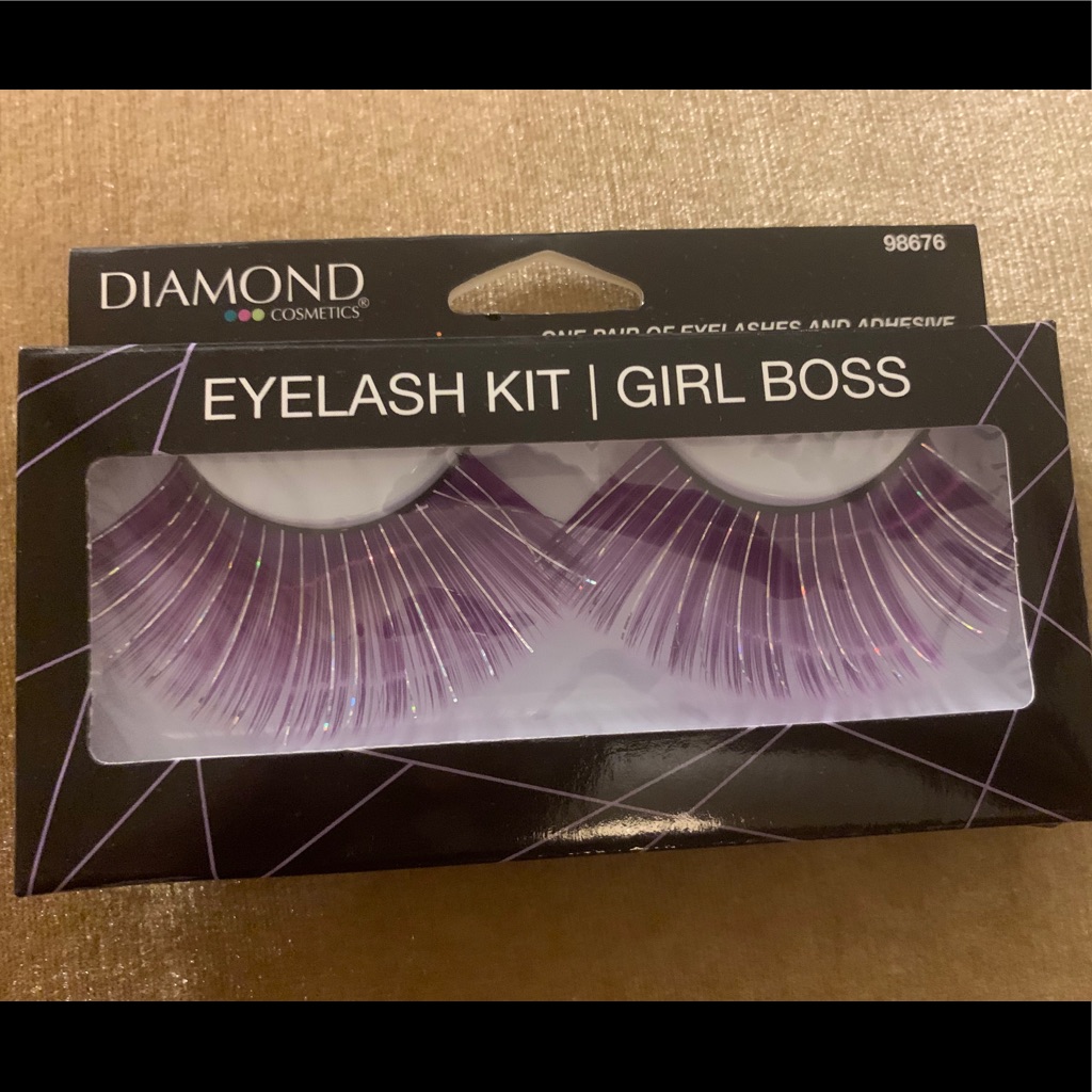 Dramatic Colored Lashes
